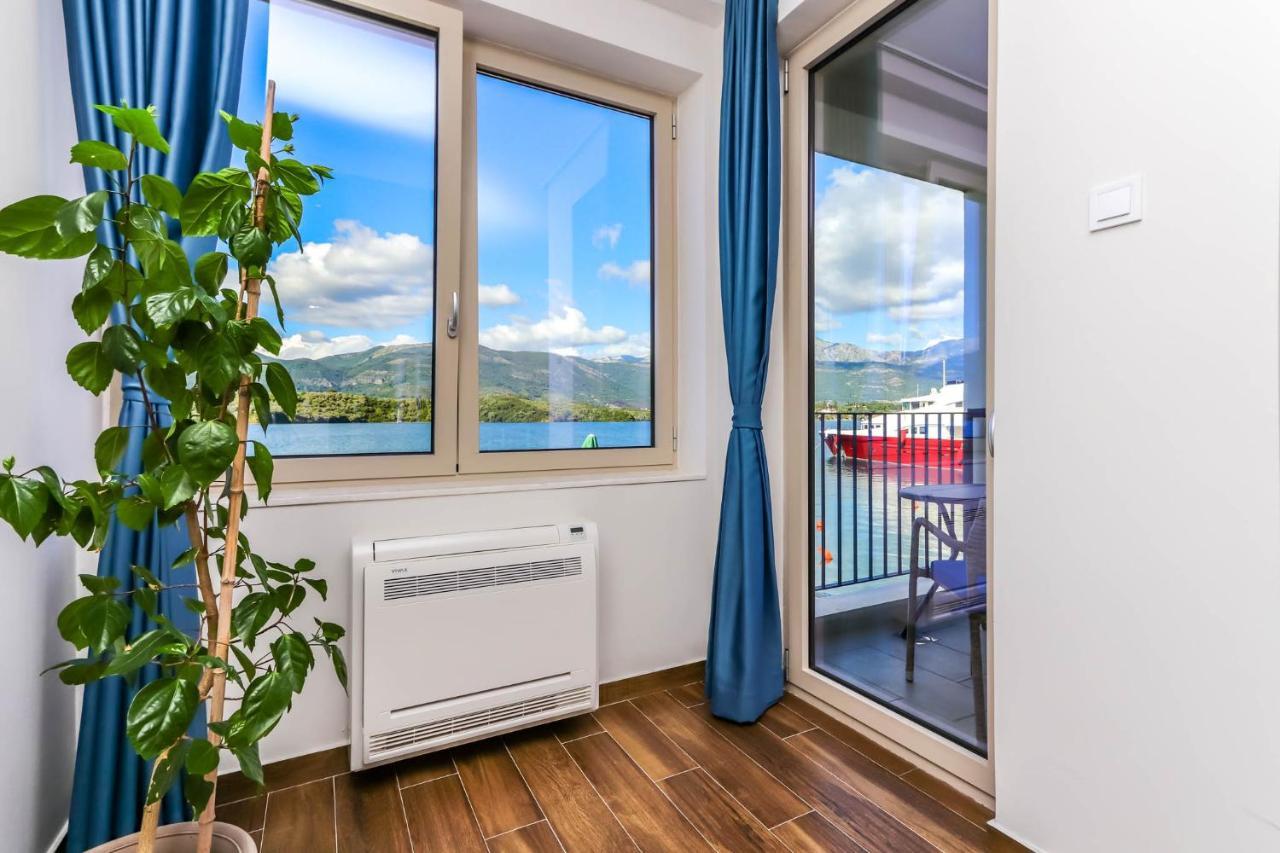 Timea Apartment Tivat Ngoại thất bức ảnh